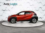 Toyota Aygo X 1.0 VVT-i S-CVT Pulse Plus Automaat | Keyless Entry | Parkeersensoren voor + achter | 17'' L.M. Velgen