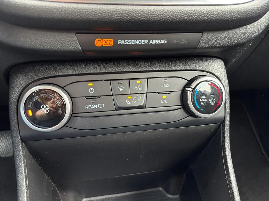 Ford Fiesta 1.1 Trend | Zeer nette auto! | Dealer onderhouden | Bluetooth | Elektr. Ramen | Airco | 12 maanden garantie! |