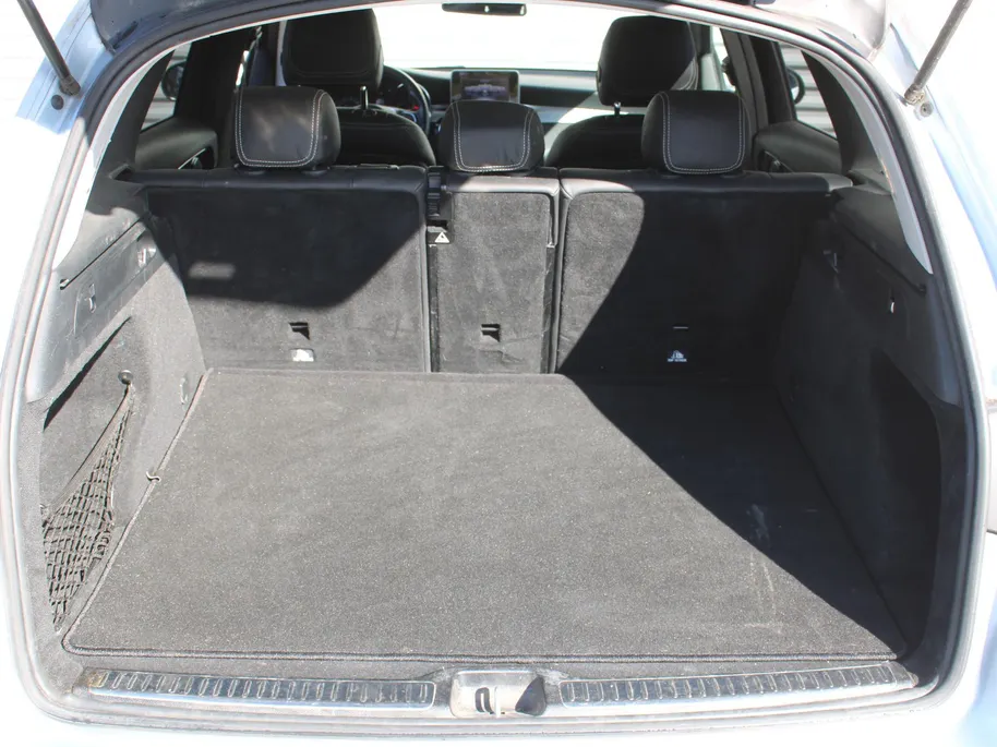 Mercedes-Benz GLC 250 4MATIC Premium Plus | Elek. stoelverstelling + achterklep | Stoelverwarming | Navi | Camera | Leer | Dodehoek detectie | 19' LM |