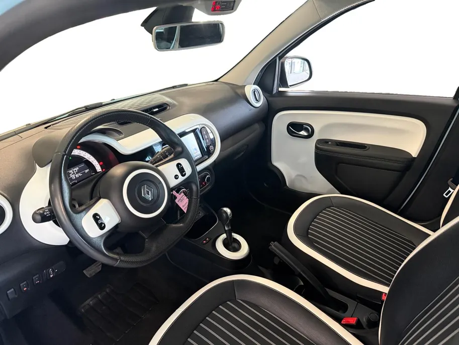 Renault Twingo Z.E. R80 Intens *Automaat*Navi+Camera*Cruise*Climate*Hoge instap*Kleine Draaicirkel!