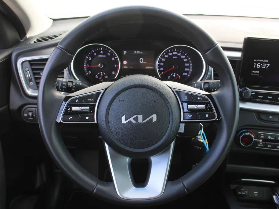 Kia Ceed Sportswagon 1.5 T-GDi DCT7 DynamicLine | Automaat | BTW Auto | Navi | Clima | Cruise adapt. | 16' LM | Camera | LED |
