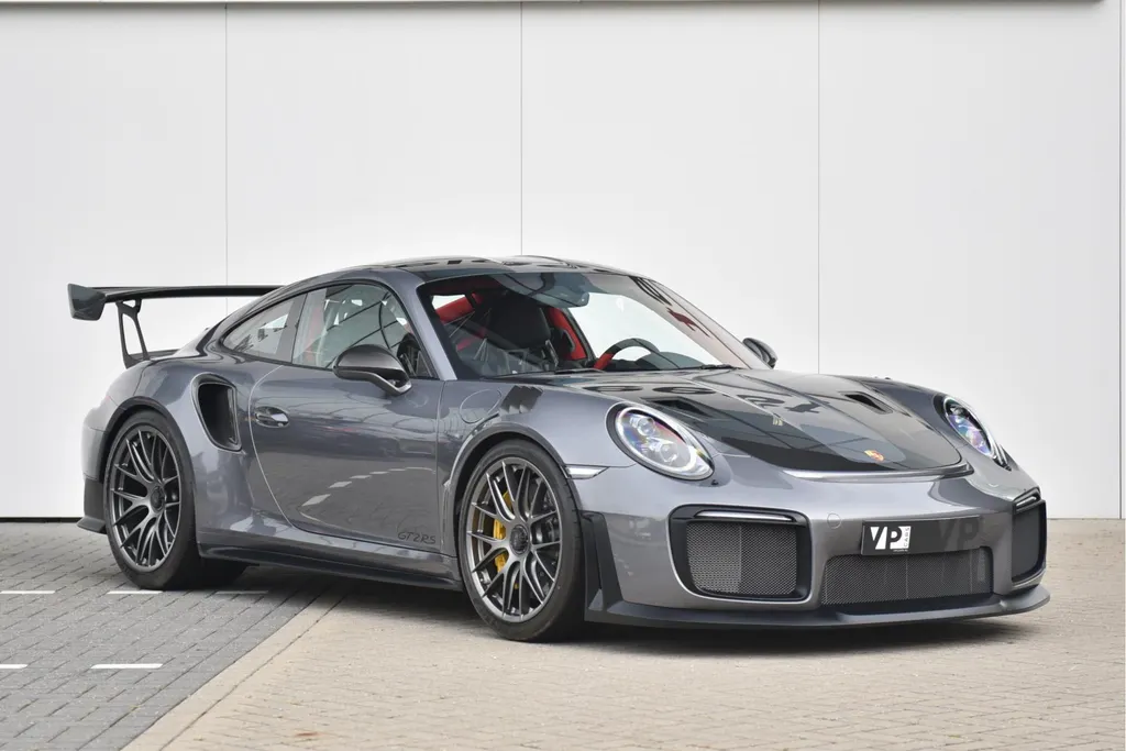 Porsche 911 GT2 RS 3.8
