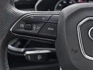 Audi Q3 45 TFSIe 245pk S edition · Camera · Apple/Android Car Play · Stoelverwarming ·  Navigatie · Elek. Achterklep · Keyless · 19'' Inch ·