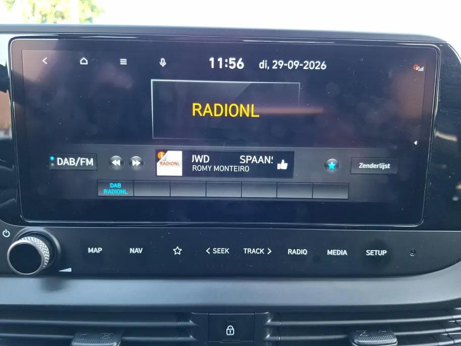 Hyundai i20 1.0 T-GDI Premium | Adaptive Cruisecontrol | Climate Control | Dodehoekdetectie | Stoel&Stuurwielverwarming | Camera | Parkeersensoren | Apple Carplay&Android Auto | BOSE Audio | 16' Lichtmetaal |