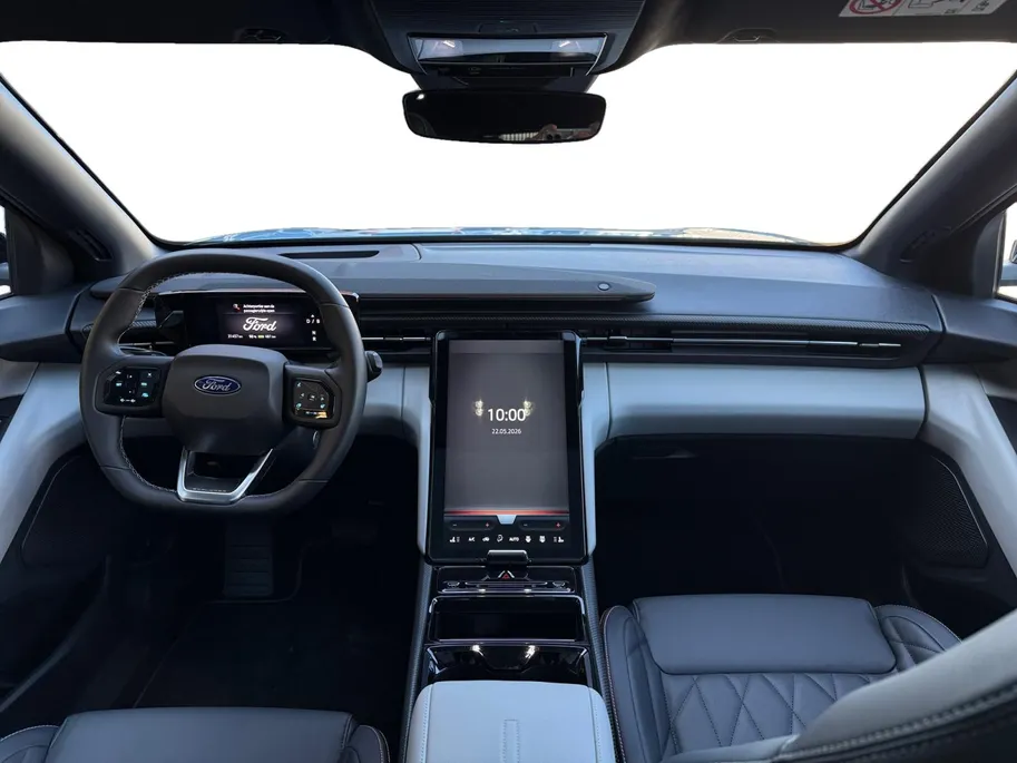 Ford Explorer Premium Extended Range RWD 77 kWh | Panoramadak | Winter Pack | Adaptive Cruise | Dodehoek Detectie | 360 ° Camera | 20'' LMV |