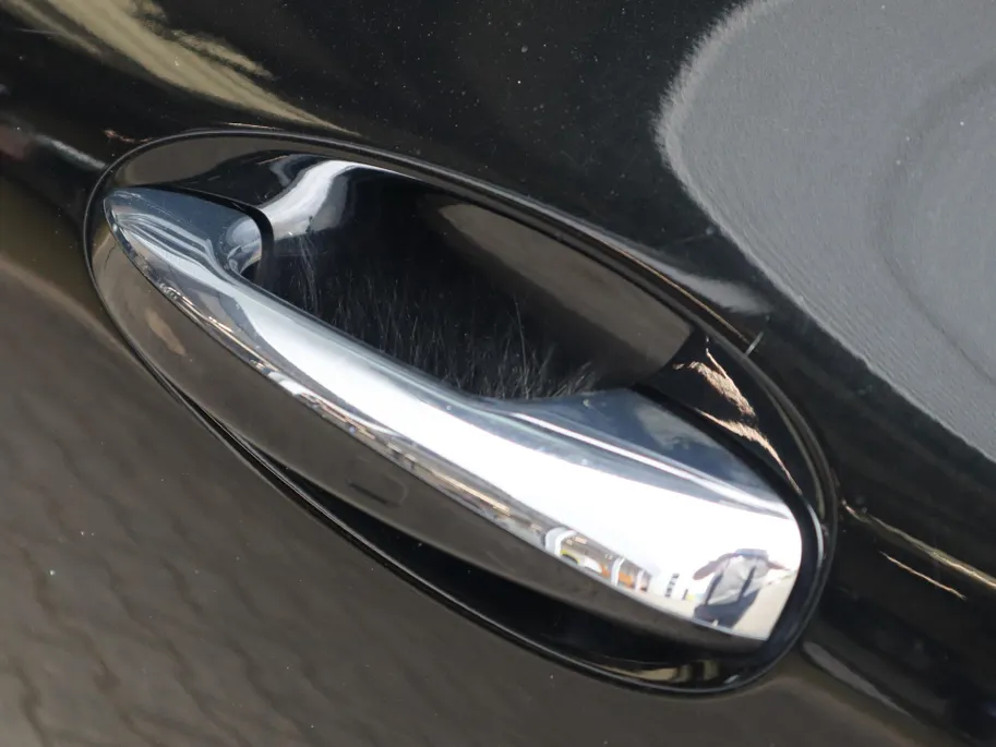 Mercedes-Benz GLA 200 Business Solution AMG l Trekhaak l Stoelverwarming l Memory