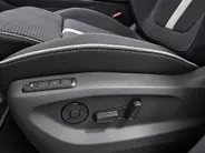 Škoda Kodiaq 1.5 TSI 204pk DSG PHEV Sportline Business · Panoramadak · Alarm · Wegklapbare Trekhaak · Elek. Voorstoel · 19'' Inch · Garantie t/m 06-07-2030 of 100.000km