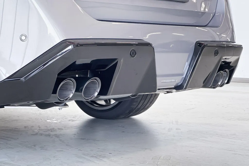 BMW M5 Touring M Drive Professional