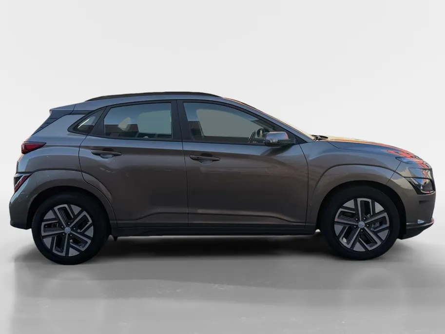 Hyundai Kona EV Comfort 64 kWh | Lichtmetalen velgen| Navigatie| Camera| Cruise Controle| Dealer onderhouden| Metalliclak