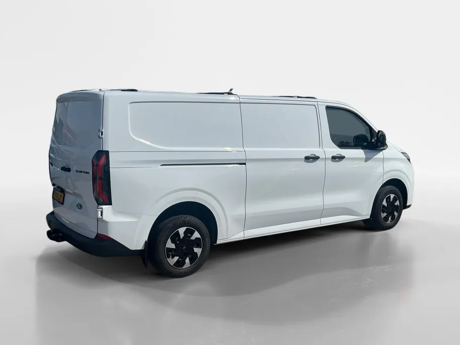 Ford E-Transit Custom 320 L2H1 Trend 65 kWh | Uit voorraad! | 0,99% rente Financial Lease | Driver Assistance Pack Premium | Trekhaak