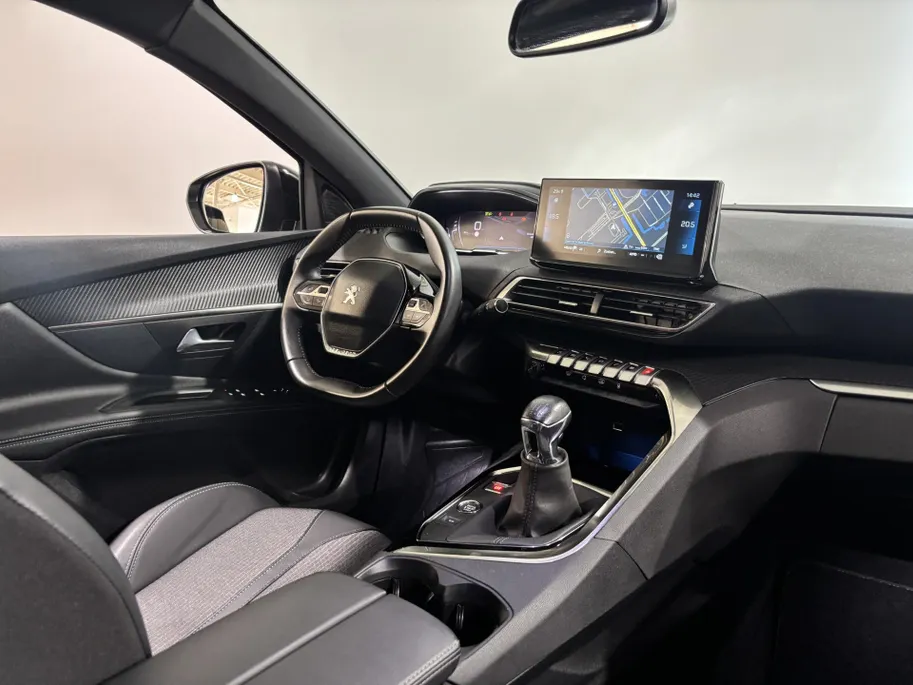 Peugeot 3008 1.2 - 130PK PureTech Allure | Elektrische Achterklep | Digital Cockpit | Navi | Camera | Parkeersensoren | Apple CarPlay/Android Auto | Lichtmetalen Velgen | Adaptive Cruise Control |