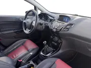Ford Fiesta 1.0 EcoBoost Titanium | 1e Eigenaar | Lederen Bekleding | Voorruitverwarming | Climate Control | Parkeersensoren | 12 maanden garantie! |