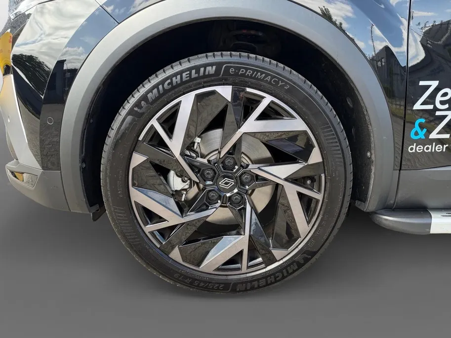 Renault Captur 160PK E-Tech Full Hybrid Esprit Alpine Automaat | DEMO | Sidebars | Adaptive Cruise Control | Camera | Digital Cockpit | Apple CarPlay/Android Auto | Climate Control | Parkeersensoren | Lichtmetalen Velgen |