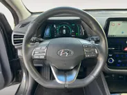 Hyundai IONIQ 1.6 GDi PHEV Premium 142PK | 52km elektrisch WLTP | Navigatie | Trekhaak | Climate Control | Apple Carplay & Android Auto | Parkeersensoren rondom | Stoel- en stuurverwarming |