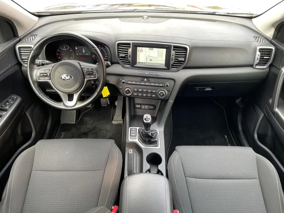 Kia Sportage 1.6 GDI DynamicLine |Android auto/Carplay| Navigatie|Trekhaak| All season banden| Achteruitrijcamera | Cruise control