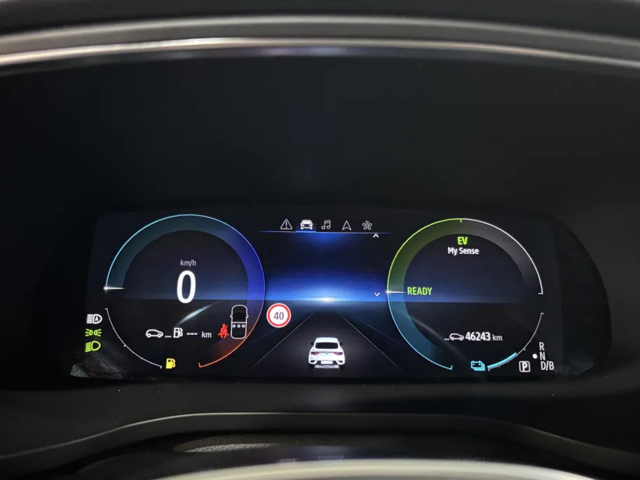 Renault Arkana 145PK E-Tech Hybrid E-Tech Engineered Automaat | 9,3' Navi | Digital Cockpit | Apple CarPlay/Android Auto | Climate Control | Adaptive Cruise Control | Full LED | Leder | Stoelverwarming |