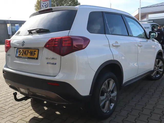 Suzuki Vitara 1.4 BoosterJet Select Hybrid Trekhaak | AdaptiveCruise | Carplay