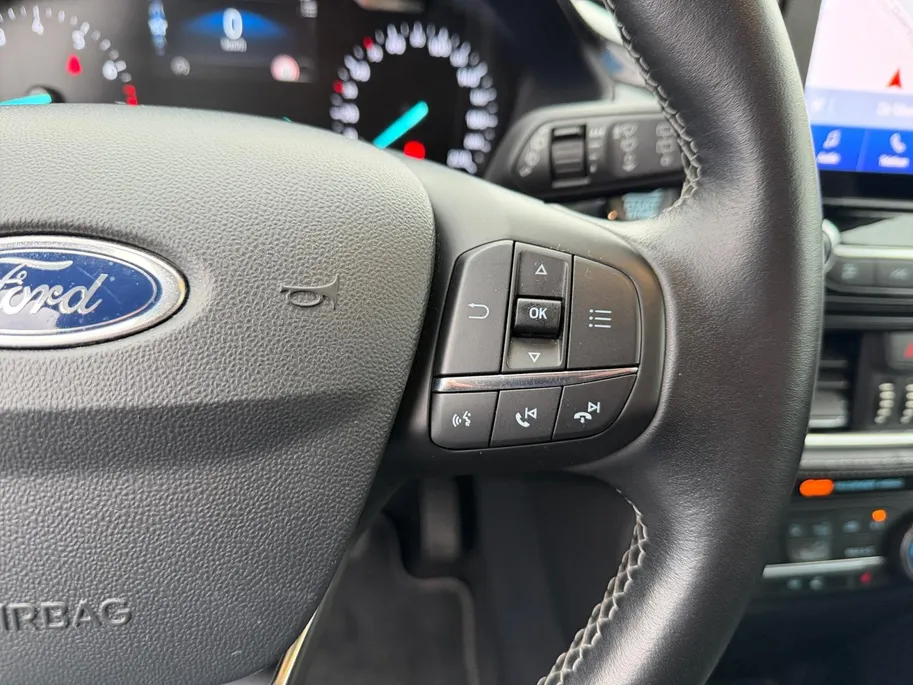 Ford Fiesta 1.0 EcoBoost Vignale | Adaptieve Cruise Control | Dodehoek Detectie | Winter Pack | B&O Audio | Lederen Bekleding | Apple/Android Carplay |