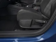 Volkswagen Golf 1.5 272pk DSG eHybrid GTE · Panoramadak · 360 Camera · Wegklapbare Trekhaak  · Apple/Android Car Play · 18'' Inch · Garantie t/m 19-06-2030 of 100.000km