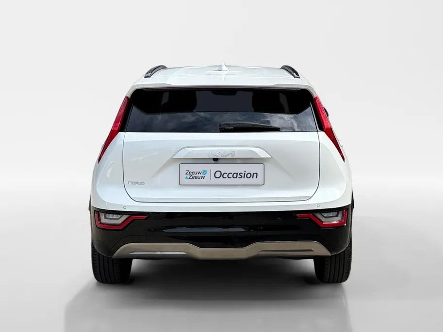 Kia Niro EV DynamicPlusLine 64.8 kWh | Glazen schuif-/kanteldak | Stoel- en stuurverwarming | Elektrisch bedienbare achterklep | Head-up display | Dodehoek assistentie | Achteruitrijcamera | Apple/Android Carplay | LED | Climate control