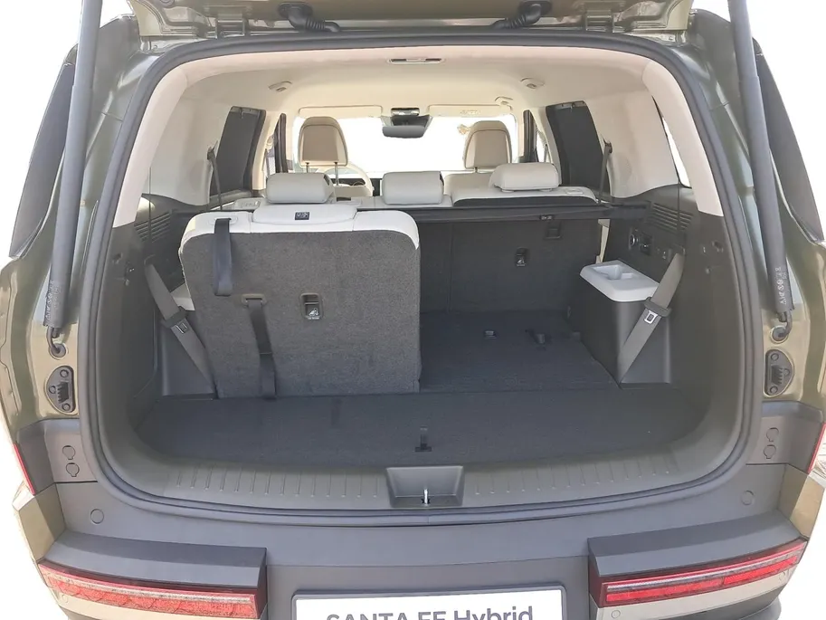 Hyundai Santa Fe 1.6 T-GDI PHEV Premium Plus 7p. | € 11.500,- korting | SPECIALE KLEURCOMBINATIE! | OP=OP