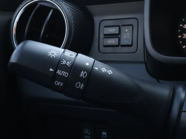 Suzuki Ignis 1.2 Select Hybrid Carplay | Camera