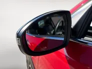 Kia XCeed 1.6 GDi PHEV Design Edition | Apple Carplay / Android Auto | Navigatiesysteem | Licht + Regensensor | Elektrisch Schuif / Kanteldak | Parkeersensoren Voor + Achter | Parkeercamera Achter | Dodehoekdetectie | Rijstrooksensor + Correctie | 18'Lichtmetalen V