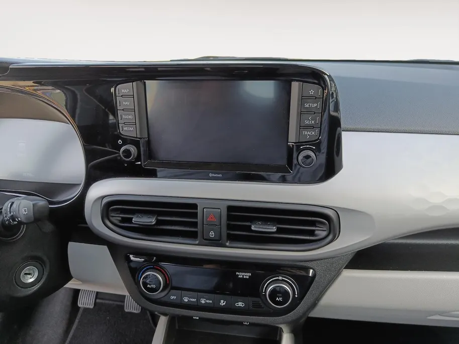 Hyundai i10 1.0 Premium | Automatische airco | Cruise control | Two-tone interieur | Zeer compleet! |