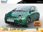 Renault Twingo Urban Range Techno 27.5 kWh Automaat | Demo - Beschikbaar per 01-10-2026 | Armsteun | Camera | Parkeersensoren | Climate Control | Full LED | Adaptive Cruise Control | Navigatie | 18' Lichtmetalen Velgen |