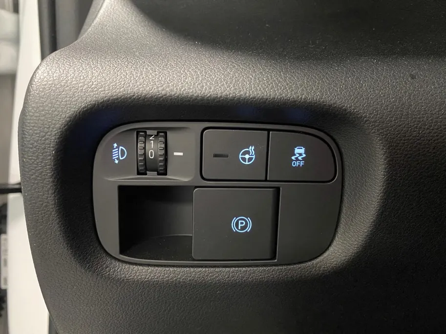 Hyundai Inster EVOLVE W&T 49 KWH | WINTER PACK & TECH PACK |