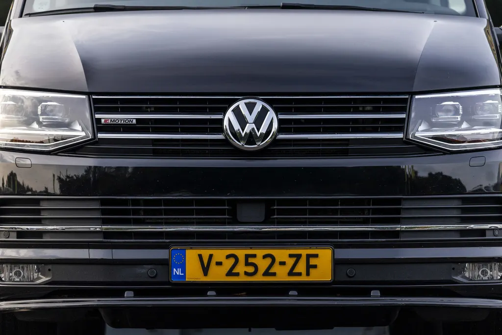 Volkswagen Transporter 2.0 TDI L2H1 DC 4Motion Highline EX.BTW