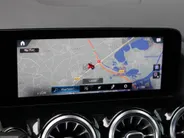 Mercedes-Benz GLA 200 Business Solution AMG l Trekhaak l Stoelverwarming l Memory