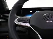 Volkswagen Tiguan 1.5 eHybrid 204pk DSG R-Line Edition · Panoramadak · 360 Camera · Harman Kardon · Keyless · Matrix LED · Stuur- & Stoelverwarming · Garantie t/m 15-09-2030 of 100.000km