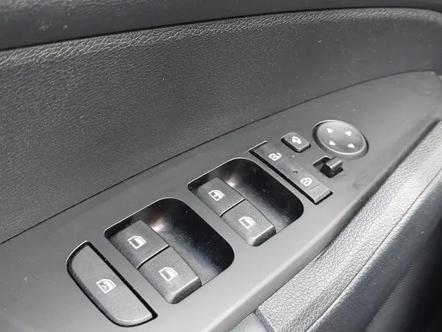 Kia Sportage 1.6 T-GDi MHEV DynamicLine AUTOMAAAT | PDC V+A | NAVI | rijklaarprijs !!