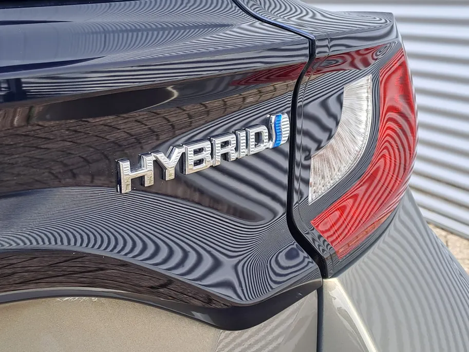 Toyota Yaris 1.5 Hybrid Active AUTOMAAT | Navigatie | Adaptieve Cruise | Climate | Camera | Rijstrooksensor met correctie | Apple Carplay/Android Auto