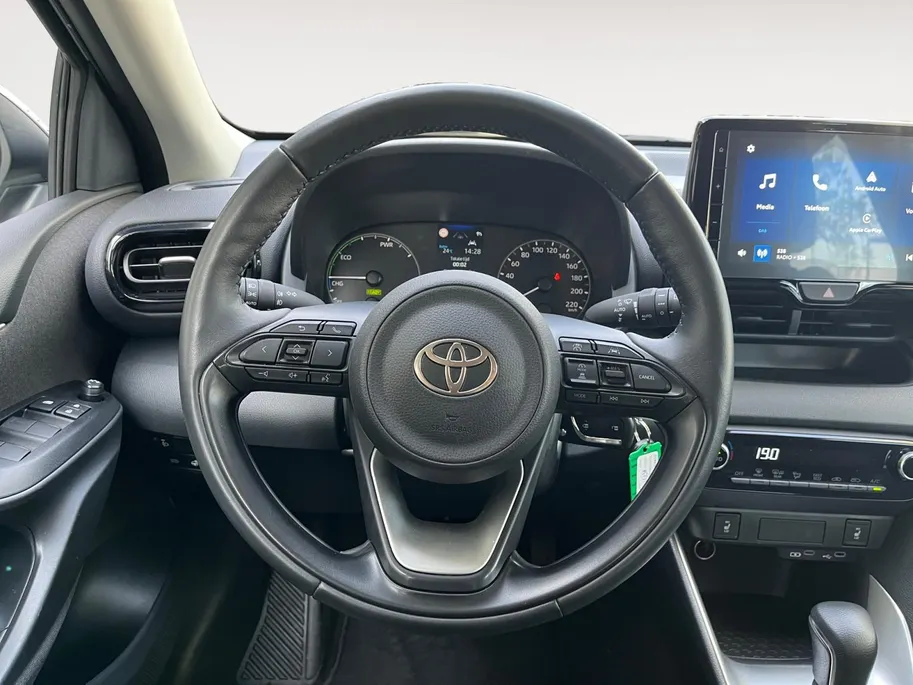 Toyota Yaris 1.5 Hybrid 115 Active | Apple Carplay | Android Auto | Parkeercamera | Parkeersensoren | Stoelverwarming
