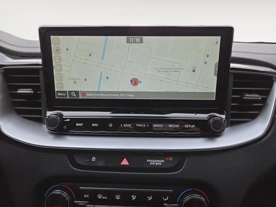Kia Ceed Sportswagon 1.6i PHEV DynamicPlusLine Navi | Camera | Stoel + Stuurverwarming | Elektr. Achterklep | LED | Apple Carplay & Android Auto | Metallic lak | NAP
