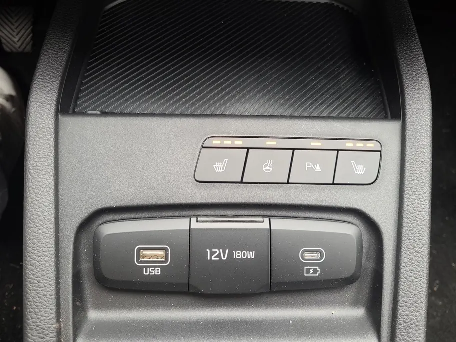 Kia Stonic 1.0 T-GDi MHEV DynamicPlusLine Nieuw model | Fabrieksgarantie t/m 20-1-2033 + 3x 1 jaar*| NAP