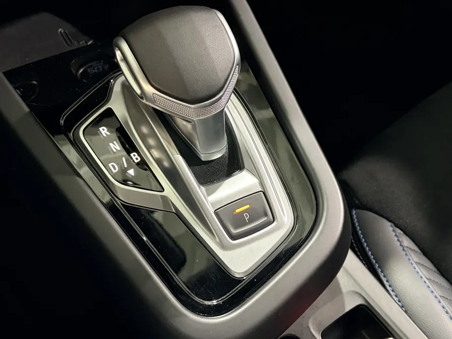 Renault Arkana 145PK E-Tech Full Hybrid Esprit Alpine Automaat | Navi | Camera | Digital Cockpit | Stoelverwarming | Apple CarPlay/Android Auto | 19' Lichtmetalen Velgen | Climate Control | Adaptive Cruise Control |