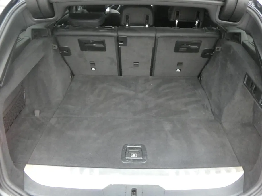 BMW 3 Serie 320e M-Sport Aut. |Schuifdak |Head-Up |Facelift - Widescreen!