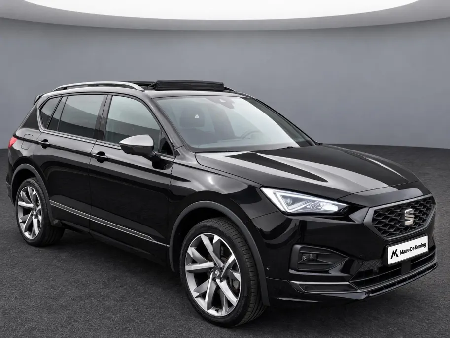 SEAT Tarraco 1.4TSIe-Hybrid 180kW/245PK PHEV FR · Panoramadak · Leder · Trekhaak · Apple/Android Car Play ·