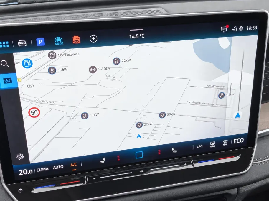 Volkswagen Tayron 1.5eHybrid 150kW/204PK Life Edition · Panoramadak · Harman/Kardon sound · 360°Camera · Garantie t/m 12-02-2031 of 100000km.