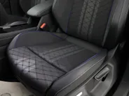 Volkswagen Tiguan 1.5 eHybrid 204pk DSG R-Line Edition · Panoramadak · 360 Camera · Harman Kardon · Keyless · Matrix LED · Stuur- & Stoelverwarming · Garantie t/m 15-09-2030 of 100.000km
