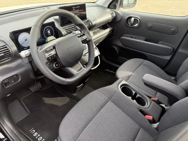 Hyundai Inster Evolve Sky 49 kWh