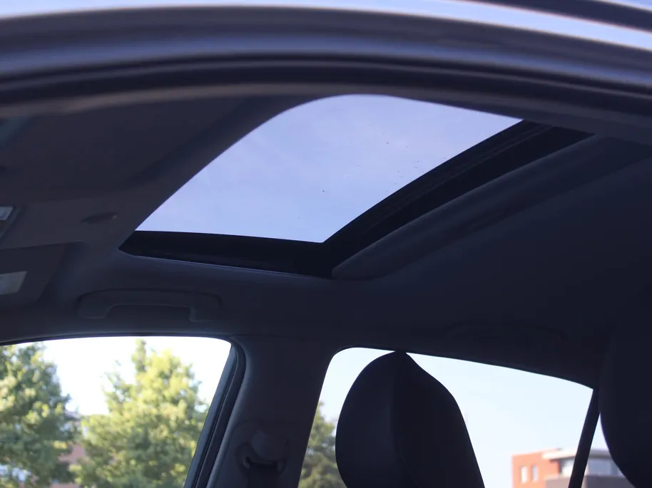 Kia Picanto 1.0 DPI GT-Line | Stuur-/stoelverwarming | Schuifdak | Camera | Dodehoek detectie | Telefoonlader | Clima | Navi | 16' LM | LED | Cruise |