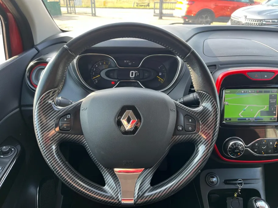 Renault Captur 1.2 TCe Helly Hansen | STOELVERWARMING | AUTOMAAT | CLIMATE | STOELVERWARMING | KEYLESS |