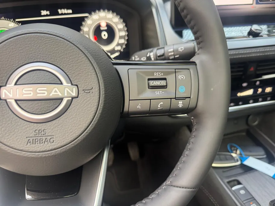 Nissan QASHQAI 1.5 e-Power Tekna Plus | Panoramadak | BLIS | Electrische bestuurdersstoel | Lederen bekleding |