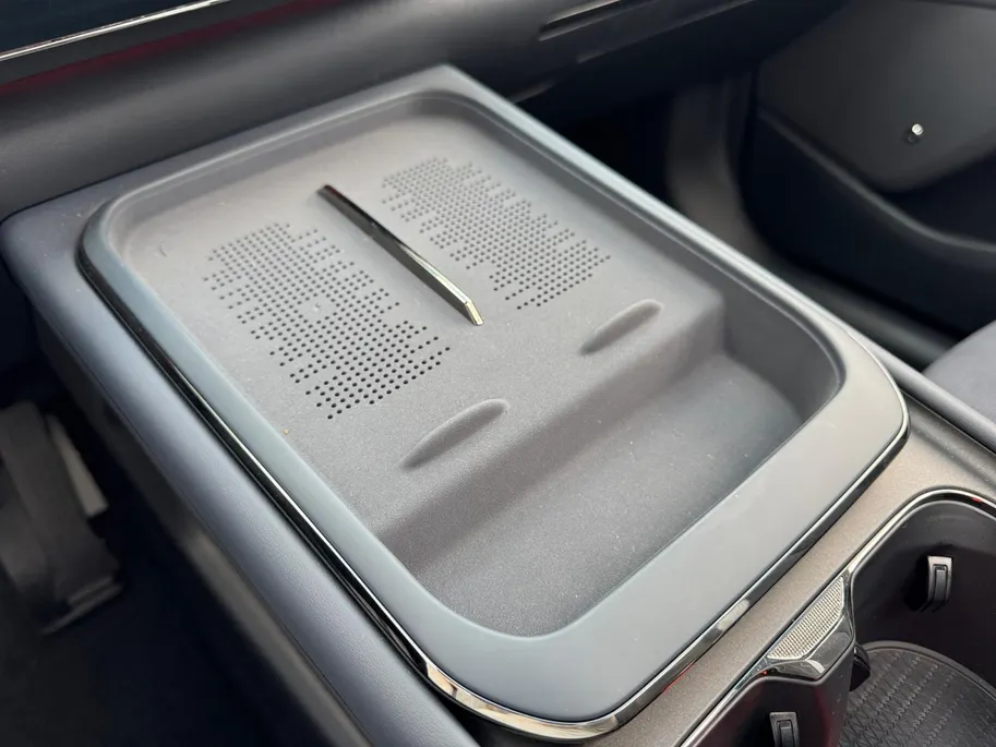 Voyah Courage Performance Edition 80 kWh | Nieuw model | Zeer compleet | 435 pk |