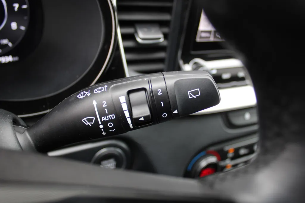 Kia XCeed 1.0 T-GDi DynamicPlusLine | Airco | Navi | Cruise | Camera | 18' LM |