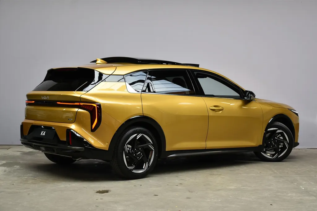 Kia K4 1.0 T-GDi MHEV 115pk DCT7 GT-PlusLine